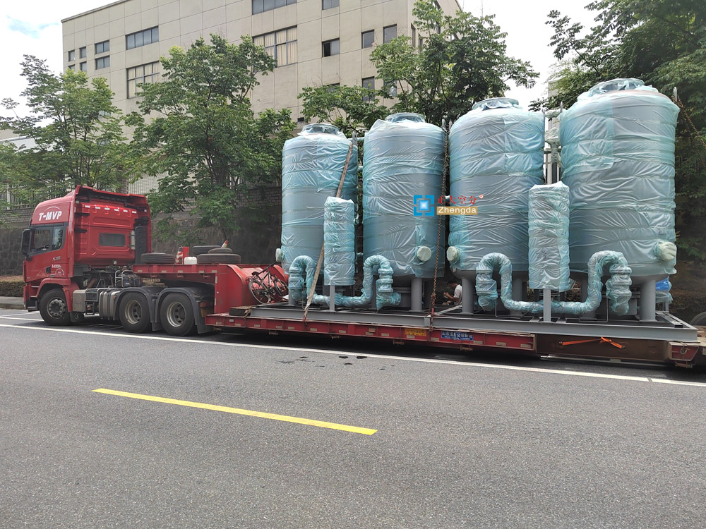 寧夏客戶的制氮機設備、余熱干燥器設備裝車發(fā)貨